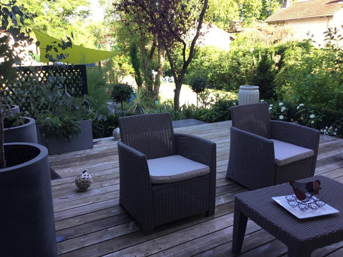 Gite Chez Madeleine Apartment Louhans Luaran gambar